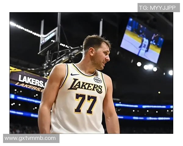 突发！湖人宣布将离队，球迷不舍告别